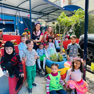 Primavera na Naviozinho: Quando a Infância Floresce com Afeto e Aprendizado